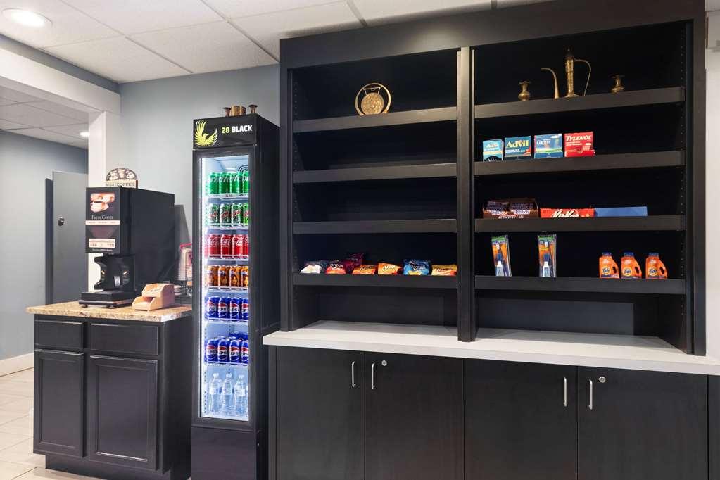 Super 8 By Wyndham Riverside Al Facilities photo